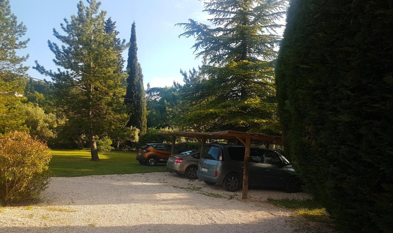 Bastide En Provence Apartment Auriol Exterior photo