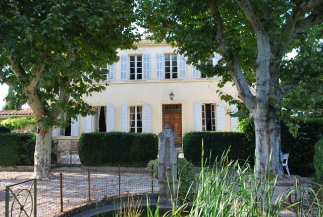 Bastide En Provence Apartment Auriol Exterior photo